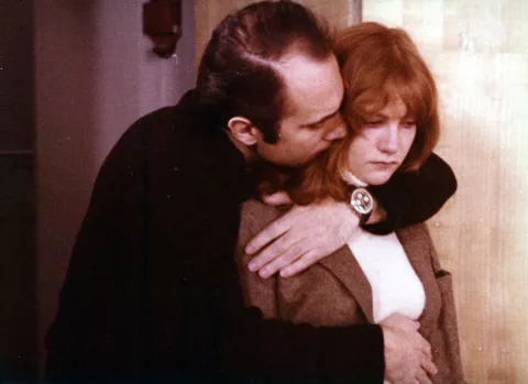 LOULOU - Still of Isabelle Huppert & Guy Marchand